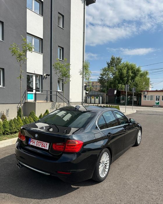 BMW Seria 3 / F30 / 320d / 184 cp / Luxury / trapa