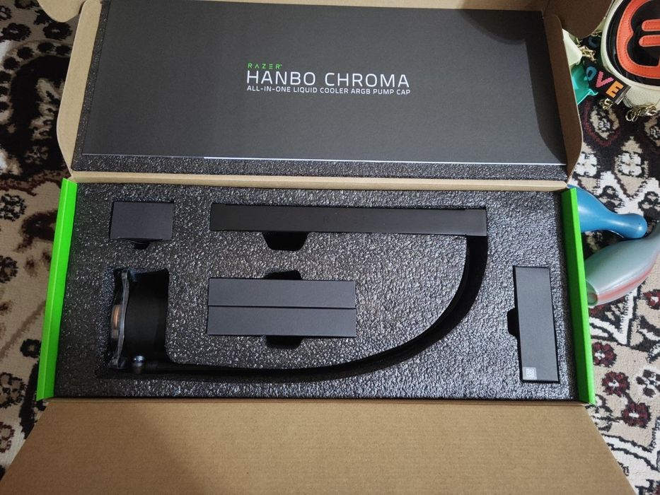 Kingston Fury 32GB DDR4 | AIO Razer Hanbo 240MM