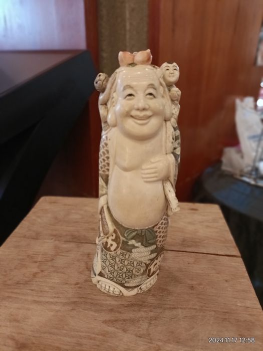 Vind statuetă originala Japonia semnată