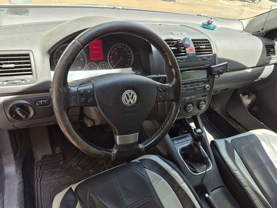 VOLKSWAGEN Golf 2009 — imagine 3