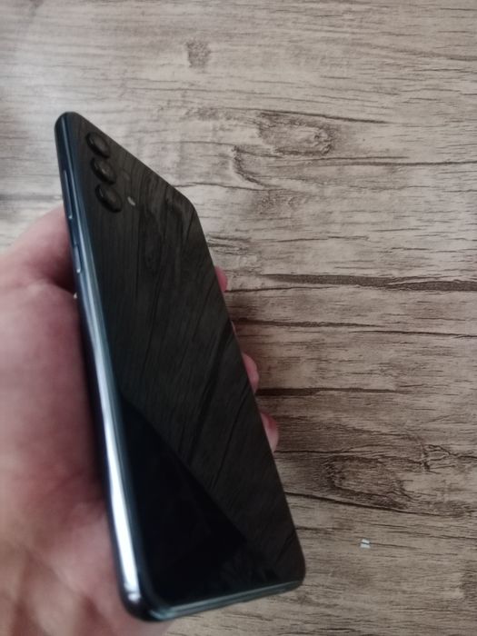 Samsung A32  64 GB