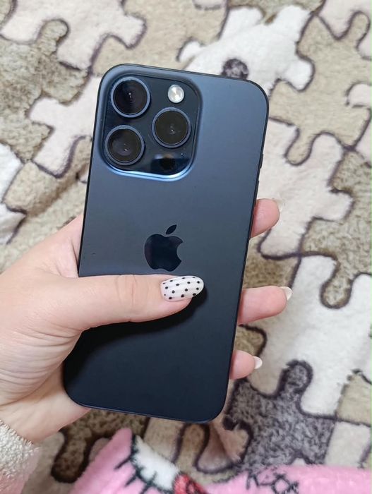 Продаю iPhone 15 pro