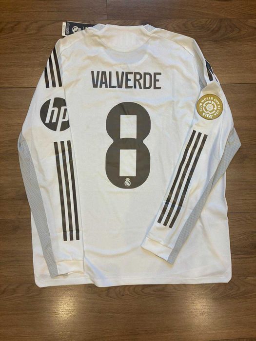 Нови оригинални екипи на Реал Мадрид Аутентик (Версия за играч)