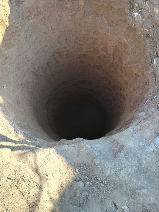 Копаене септични ями - Сглобяване на мебели - Рязане на дървета