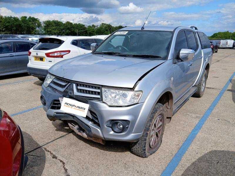 Dezmembrez Mitsubishi L200 2.5 Diesel 2014