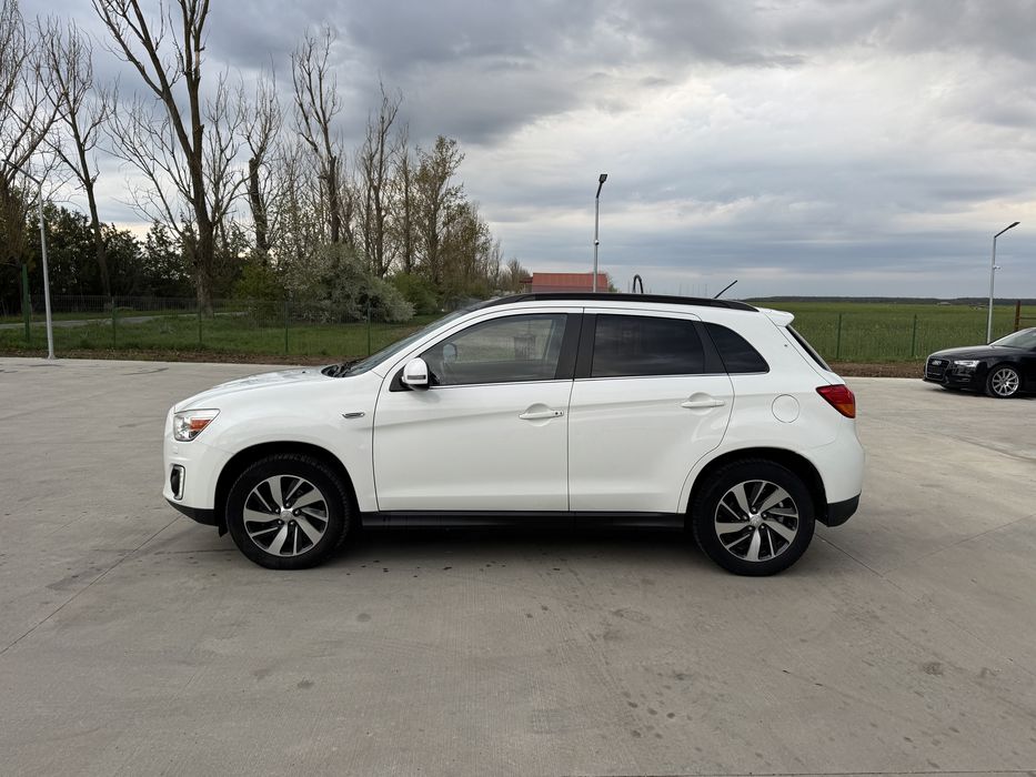 Mitsubishi Asx Automat/panorama/keyless/xenon/camera/piele/4x4/garanti
