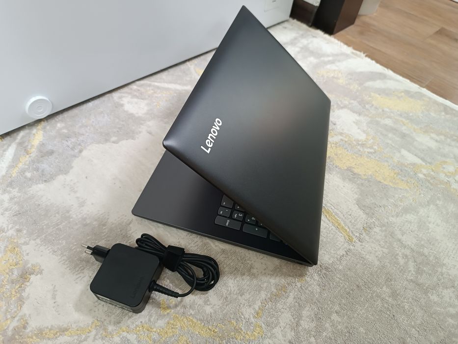 НОУТБУК Lenovo AMD / 1000Гб.