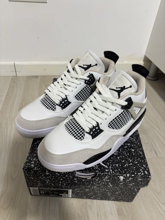 Jordan 4 military black