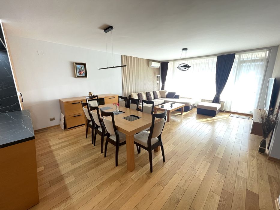 Дава се под наем Тристаен апартамент в София, Градина - 130 кв.м за 990 € - Снимка #3