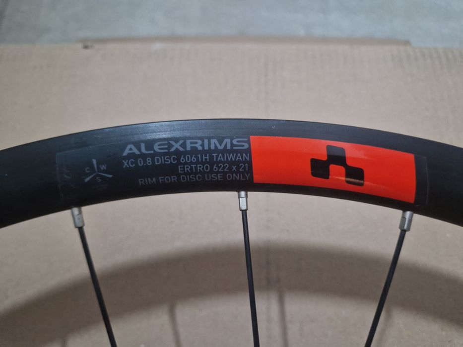 Комплект алуминиеви капли dt swiss r470db 28" / 700C