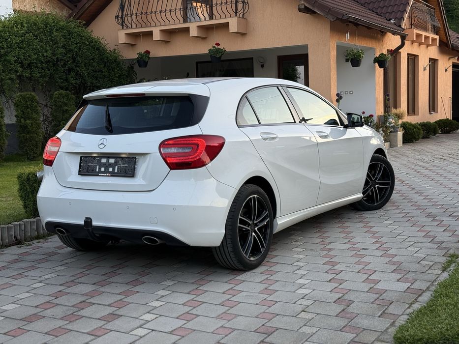 MERCEDES-BENZ A-Class 2015 — imagine 4