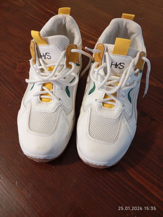 PANTOF SPORT NR. 37 folosit ocazional