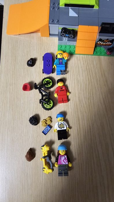 LEGO 60364 Уличный скейт-парк