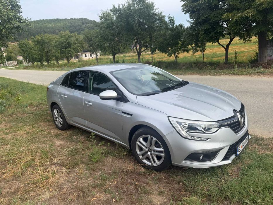 Megane 4 1.3 TCE benzina 115 cp 6 viteze 77.350 km Unic proprietar
