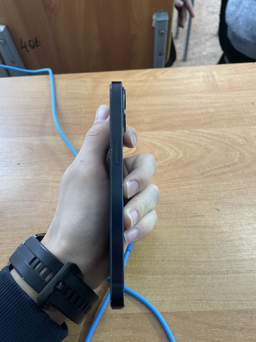 Iphone 13 midnight (blue) все родное.