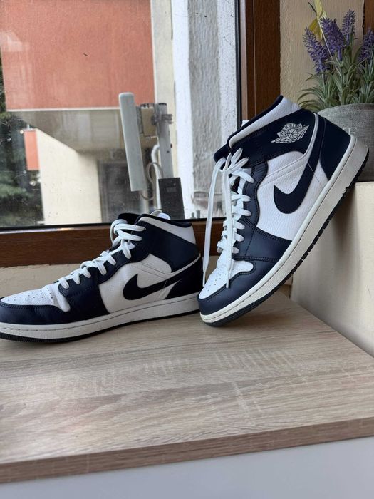 Air Jordan 1 Mid White / Metallic Gold / Obsidian МЪЖКИ размер 45.5