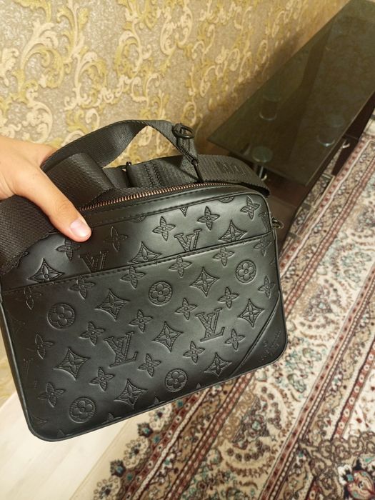 Louise Vuitton bag lux
