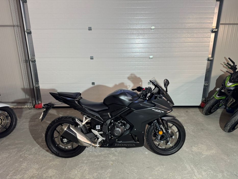 Fun Moto vinde Honda cbr 500 r 2024/2025 abs permis a2