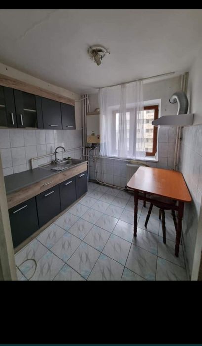 Vand/Schimb cu  teren - Apartament 2 camere, decomandat