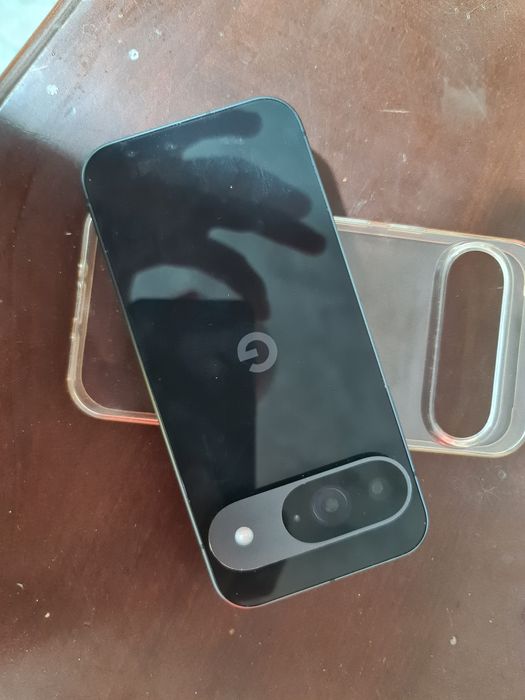 Vând telefon google pixel9