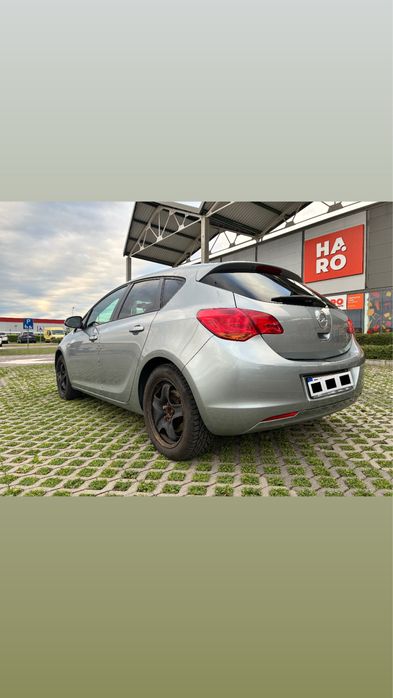 OPEL Astra 2011 — imagine 2