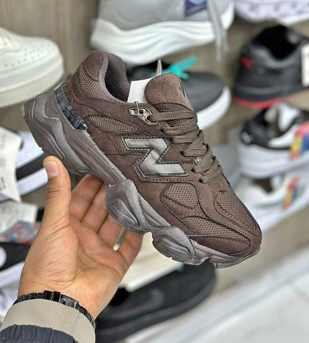 New Balance 9060 Maro