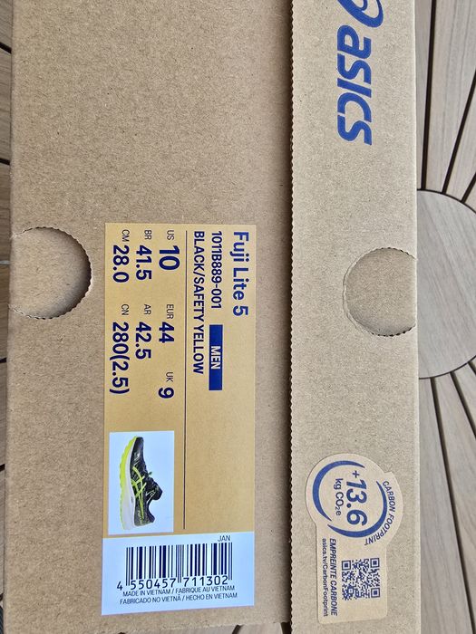 Asics Fuji lite 5 marime 44 noi