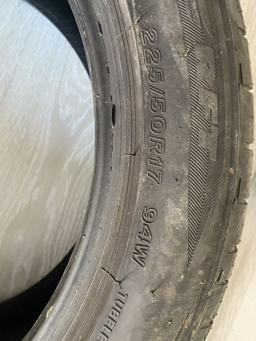 Б/у шина 225/50R17