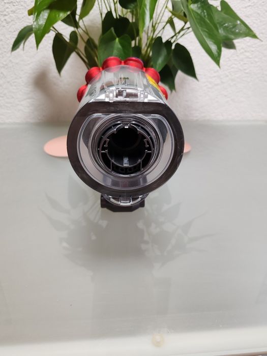 Aspirator vertical Dyson V10