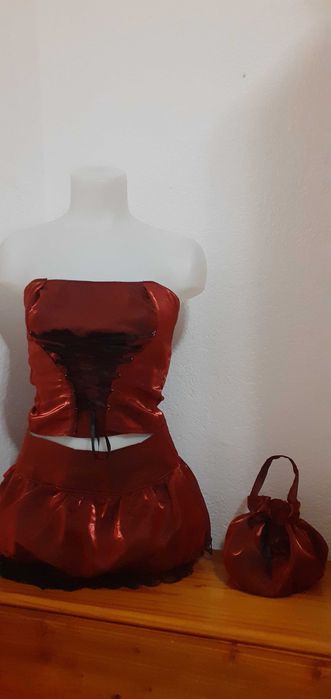 Дамско бюстие, корсет