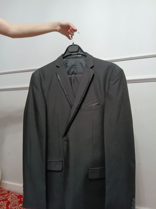 Костюм муж сатылады