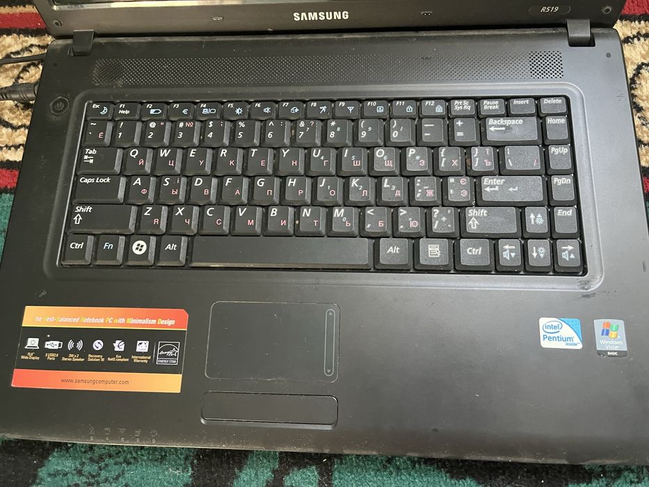 Ноутбук самсунг продам