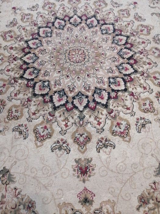 Продам натуральный ковер