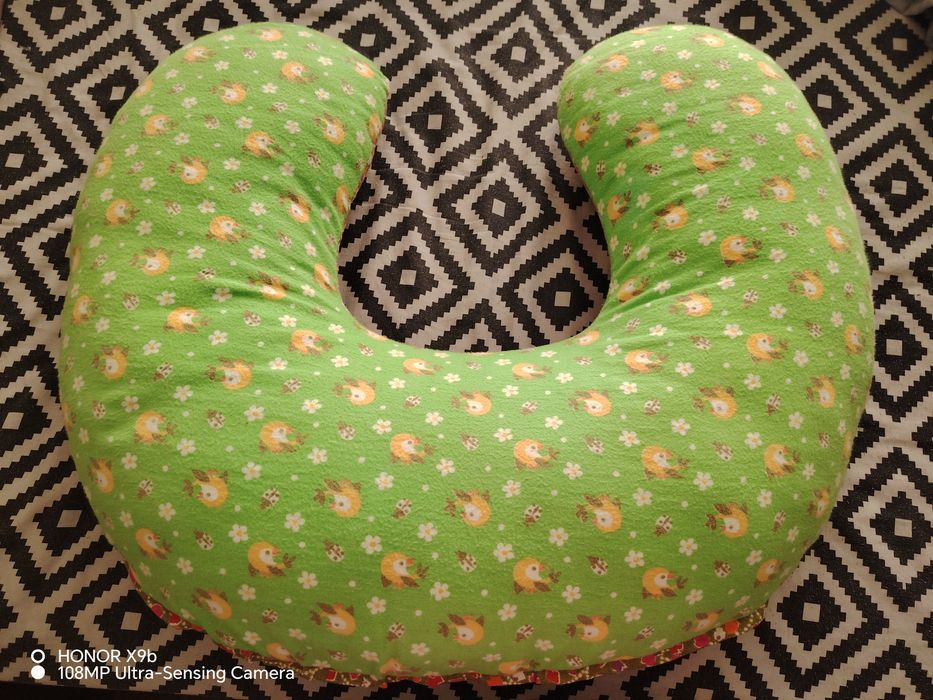 Подушка для кормления