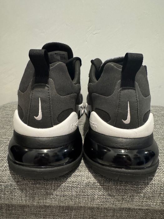 Nike Air Max 270 React.