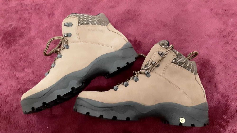 НОВИ San Marco дамски туристически обувки 39 номер