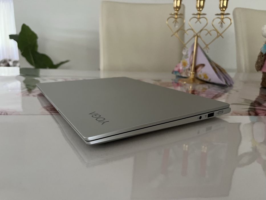 Laptop Lenovo Yoga Slim 7i Pro – i5, 16GB RAM, stare foarte bună
