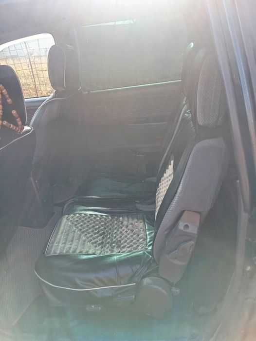 Mitsubishi Space Wagon, 1996 г.