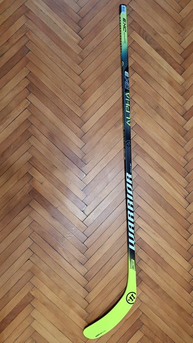 Crosa hochei Warrior DX3 W03 Backstrom 35 Grip Left Jr