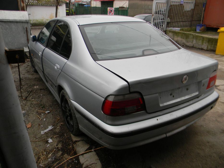 Dezmembrari  BMW 5 (E39)  1995  > 2004 528 i Benzina