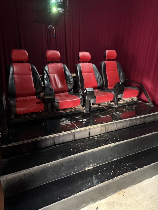 Attraksion 5D cinema sotiladi