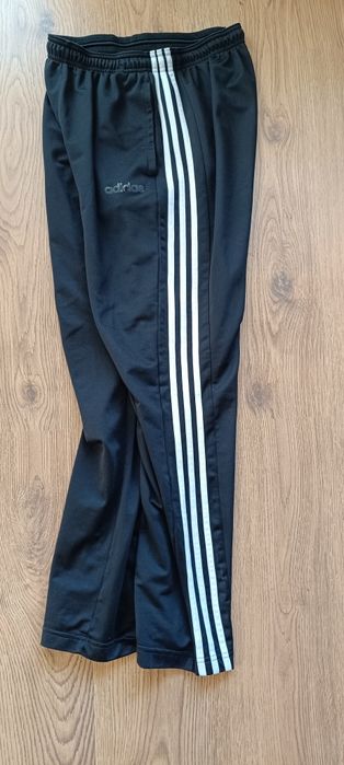 Adidas мъжко долнище, 100% полиестер