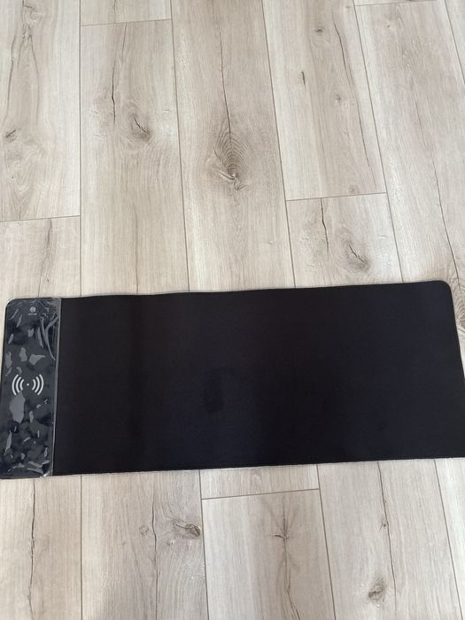 Mouse Pad XXL cu Încărcare Wireless 15W