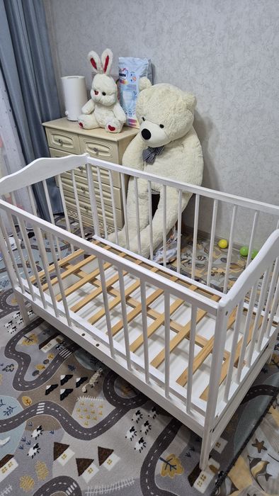 Продам детскую кроватку