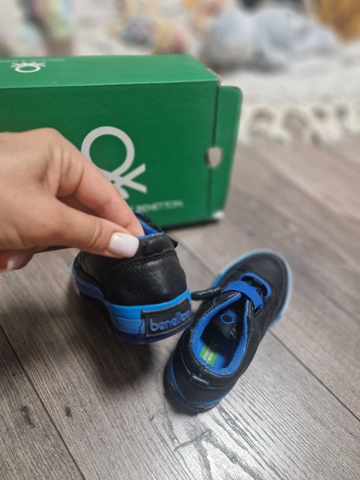 Кецове Benetton в черно и синьо