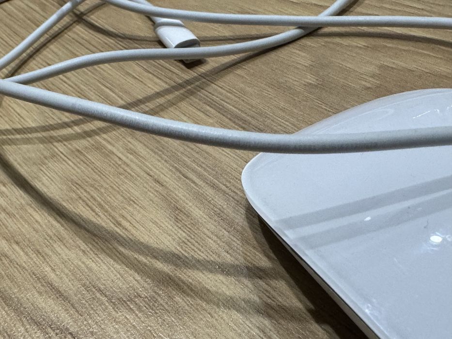 Apple Magic Mouse 2  model 1657