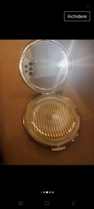 Oglinda veche cu goblen