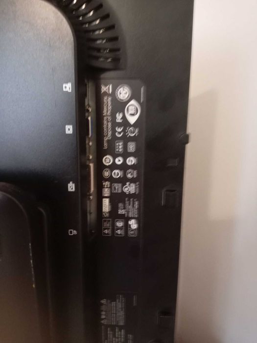 монитор,hp,22 инча