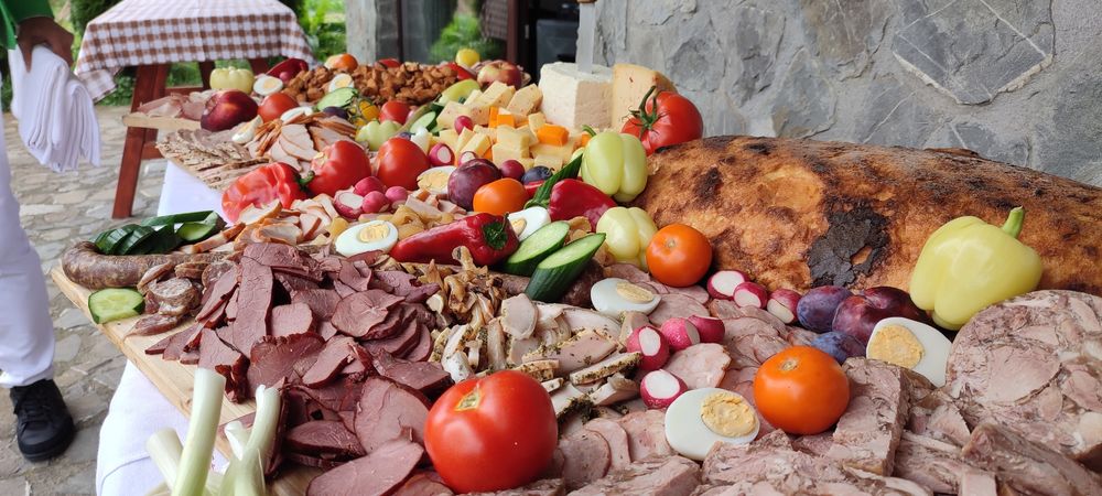 Proțap la jar ,Mâncare cu gust ,Rotisor evenimente