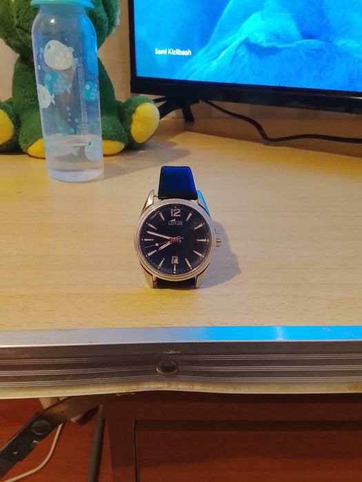 Ceas barbatesc lotus